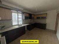 Edremit Hamidiye`de Merkezi Lokasyonda Ön Cephe 3+1